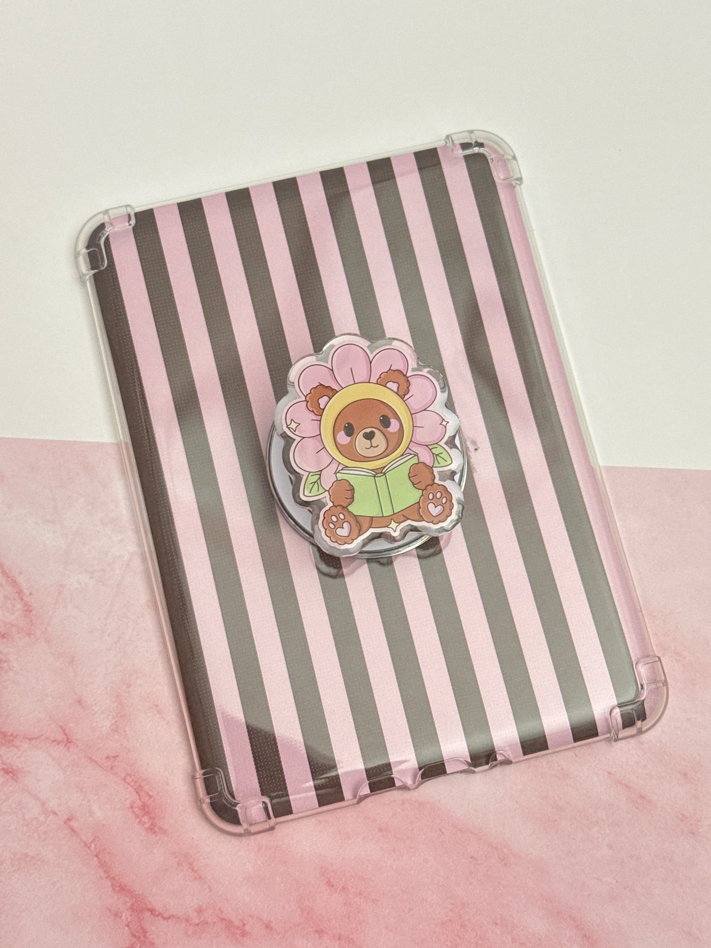 Bookish Bear | Magnetic Phone & E-reader Grip | Snap-On | MagSafe Style