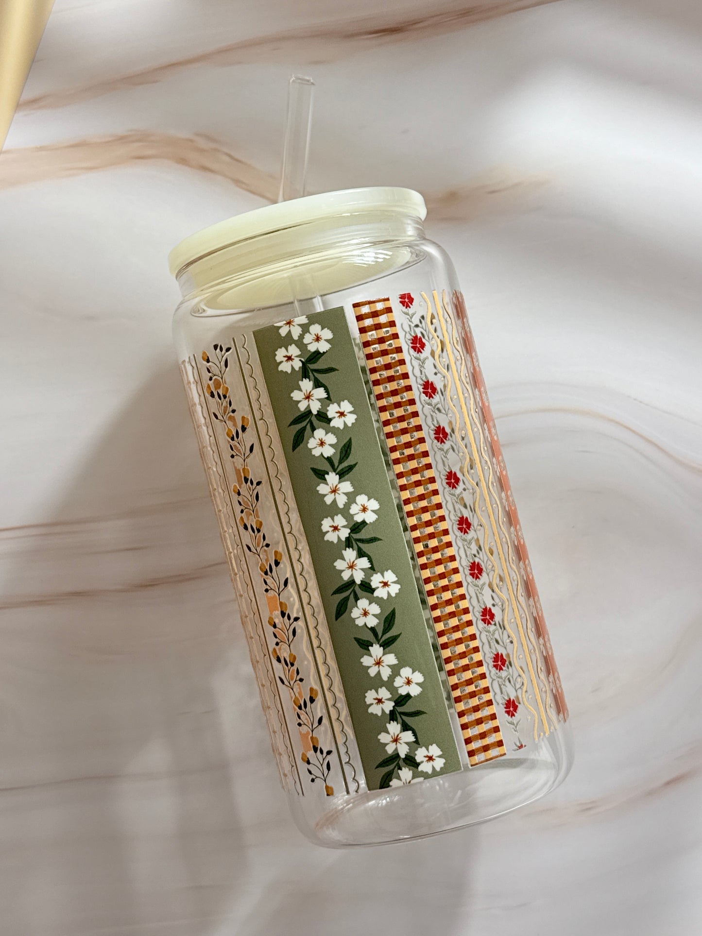Vintage Floral Glass Cup | 16oz Tumbler with Plastic Lid & Glass Straw